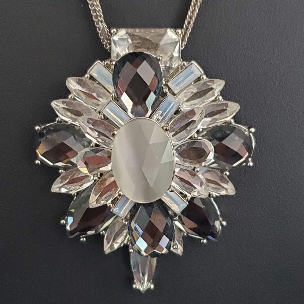 White House Black‎ Market Large Black and White Rhinestone Necklace Signed WHBM